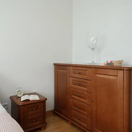 Shortstaypoland Rayskiego B205